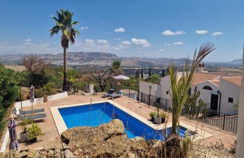 Cartama Bed & Breakfast | Finca Flamenco Holiday Suites Adults Only