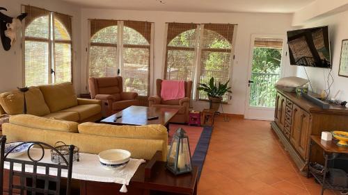 La Puebla de los Infantes Villa | Finca Jaralta de Carmen