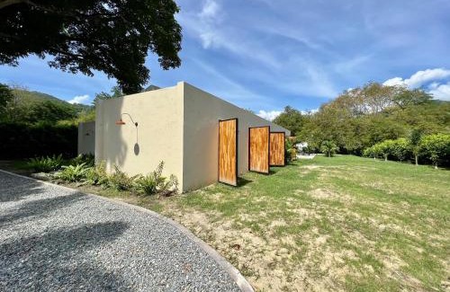 Sopetran Villa | FINCA LA TOJA