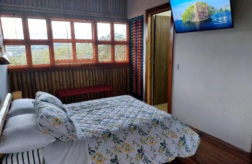 Guadalajara de Buga Ski Chalet | Finca Maashaven