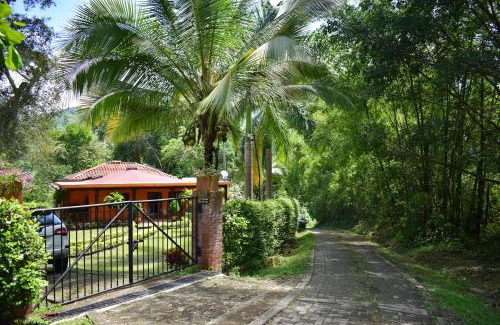 Villeta House | Finca Milandia
