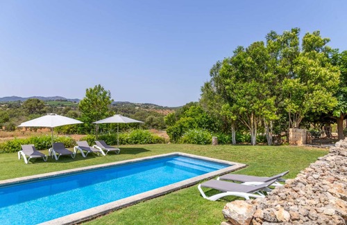 Manacor House | Finca near Porto Cristo, 3 bedrooms; 3 bathrooms, 1 toilet, pool 4 x 12, lawns