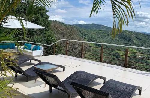 La Mesa Villa | Finca San Pedro