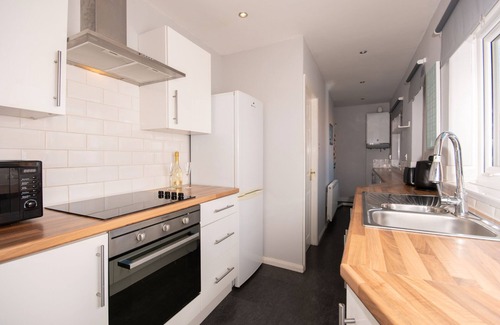 South Shields Apartment | ✪ Find DWELLCOME HOME Ltd ✪ 2 Bedroom Apartment