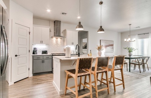 Edmond House | Find Your Bliss on 183rd
