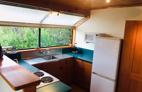 Lake Tarawera House | Find Your Peace at Trout Lodge!