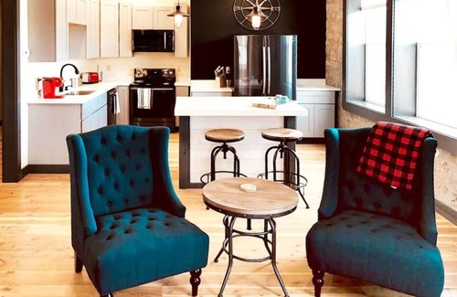 Enterprise Apartment | Findley Flat - Pet Friendly! Spacious 1 BR Apartment