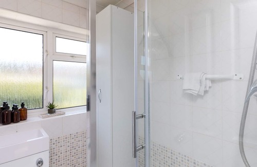 Ifield House | Findon House 10min from Gatwick airport