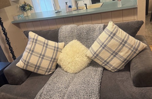 Lawton House | Finest 2-bedroom 2 bathroom house with WiFi and AC in fabulous Lawton