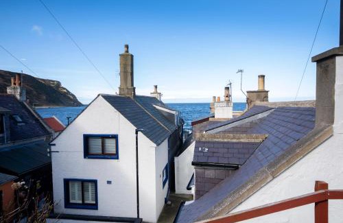 Gardenstown House | Finest Retreats - Ellie-Jo Cottage