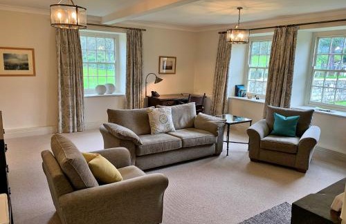 Carlton-in-Cleveland House | Finest Retreats - Ingleby Manor - Courtyard Cottage