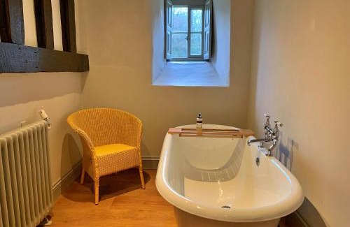 Great Broughton Apartment | Finest Retreats - Ingleby Manor - South Front
