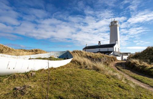 Barrow-in-Furness House | Finest Retreats - Lighthouse Cottage