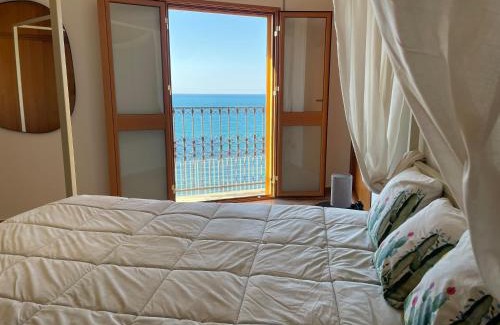 Balestrate House | Finestra sul golfo