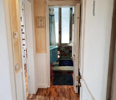 Siena Apartment | Finestra sul verde