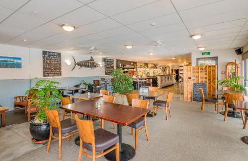 Paekakariki Hotel | Finns Paekakariki