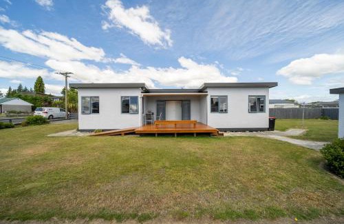 Te Anau House | Fiordland Haven - Te Anau Holiday Home