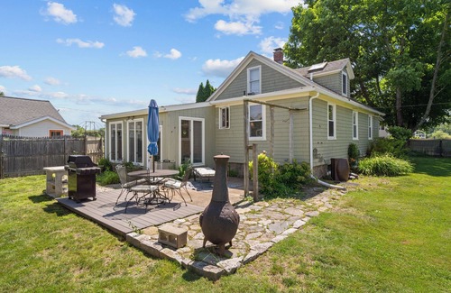 Stonington House | Fire Pit BBQ Grill Cove Access Near Mystic