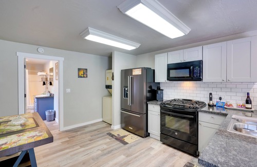 Placerville House | Fire Pit + BBQ: Wine Country Home in Placerville!