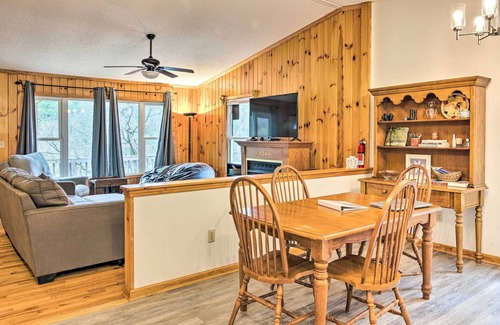Marion Cottage | Fire Pit & Mtn Views: Charming Marion Cabin!