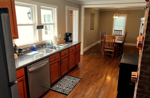 Silver Point House | Fire pit & pet friendly – Peaceful country retreat near waterfalls and lakes.