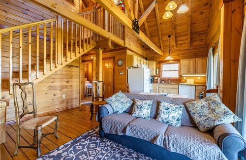 Geneva House | ☞Fire Pit☞Smart TV❤ of Seneca Wine Trail☞A/C