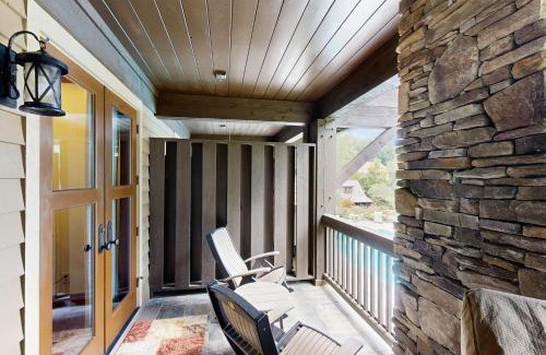 Firefly Cove Apartment | Firefly Cove #202
