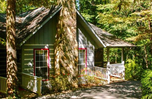 Wears Valley House | Firefly Cove - 3 Mi to Parkway and National Park!
