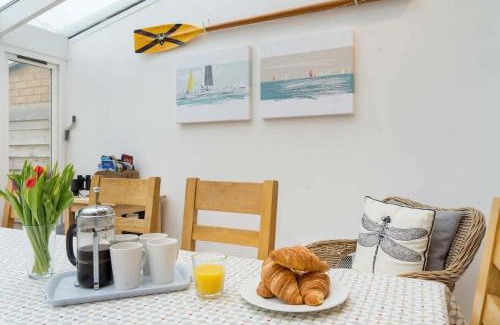 Cowes House | Firefly House