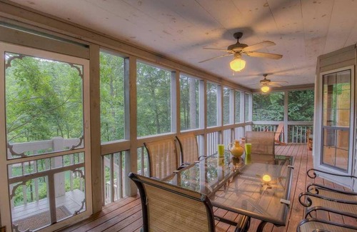 Blairsville Cabin | Firefly Lake House by Escape to Blue Ridge