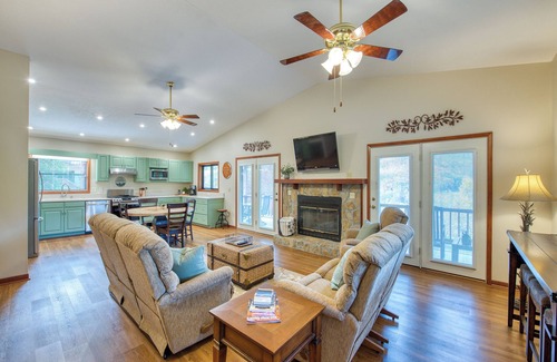 Maggie Valley Cabin | Firefly Ridge/Hot Tub/Views