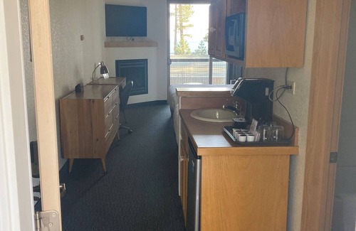 Tahoe Vista Hotel | Firelite Lodge
