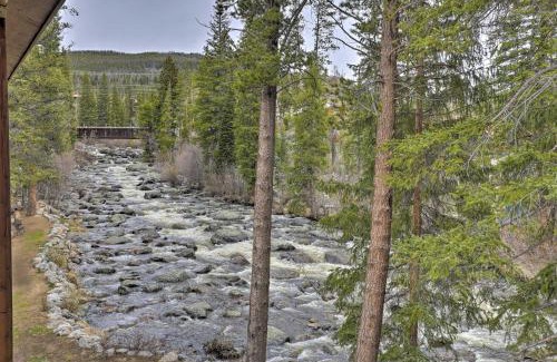 Grand Lake Apartment | Fireplace and Stream Access Cozy Grand Lake Retreat