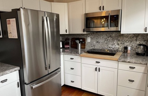 Jacksonville House | Fireside Cottage Downtown Jacksonville