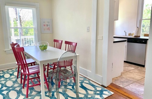 Martha Jefferson Apartment | First Floor 513 Locust