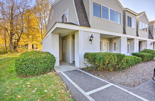 Hunter Apartment | First-Floor Hunter Condo Less Than 1 Mi to Slopes!