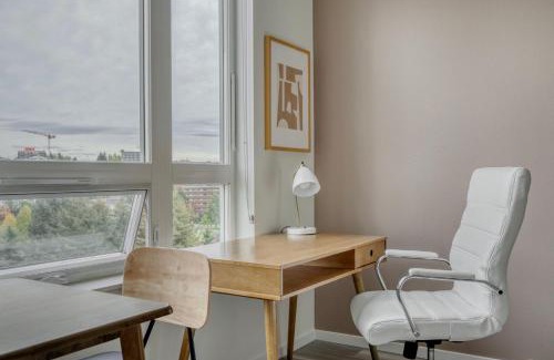 Yesler Terrace Apartment | First Hill studio w gym bbq nr park SEA-636
