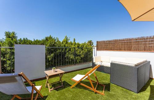 Playas del Palo Apartment | First line, Sea views, Verde y Mar by Mellow
