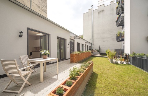 Brigittenau Apartment | First time luxury terrace