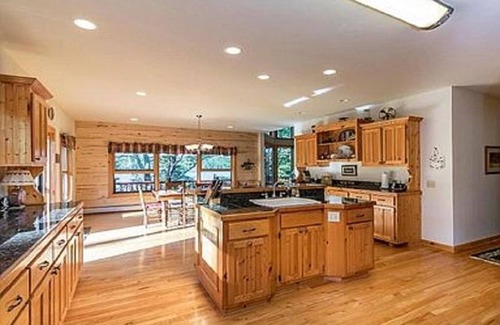 Presque Isle House | Fischer's Paradise