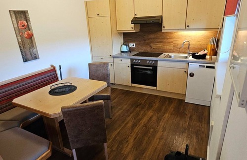 Millstatt Apartment | Fischerhaus - Appartement/fewo Direkt am See