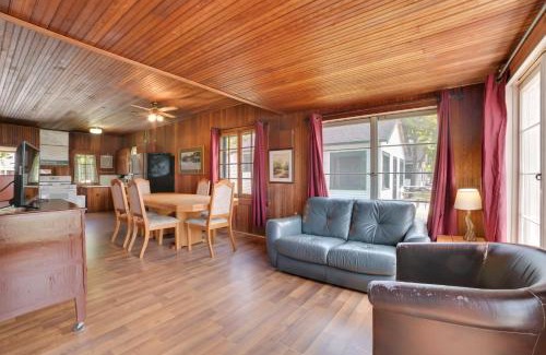 Cedarville House | Fish, Boat and Relax Lakefront Cedarville Cabin 1