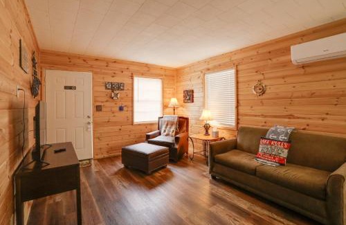 Greers Ferry House | Fish, Boat, Hike Cabin Near Greers Ferry Lake