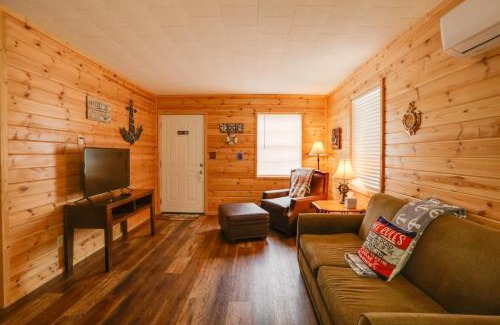 Greers Ferry House | Fish, Boat, Hike Cabin Near Greers Ferry Lake