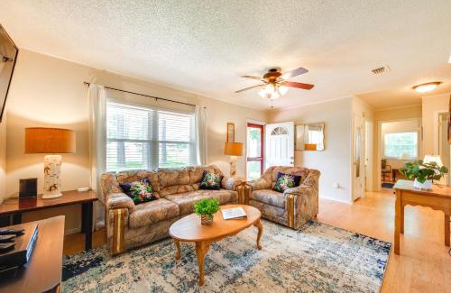 Magnolia Bluffs House | Fish, Relax and Repeat Home with Yard in Eastpoint!