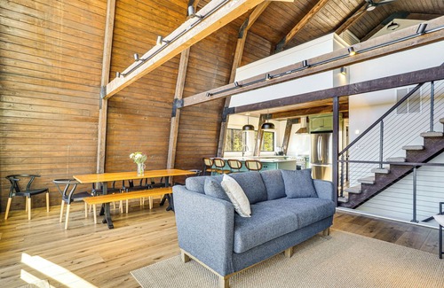 Garfield House | Fish, Swim & Kayak: Spacious Beaver Lake Home!