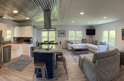 Carrabelle House | Fisherman Paradise nWaterfront fishing w/dock and golf access