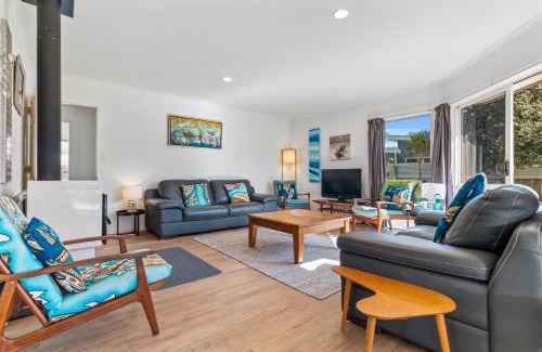 Bowentown House | Fisherman's Friend - Bowentown Holiday Home