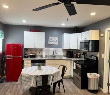 Navy Point Apartment | Fishing Retreat C