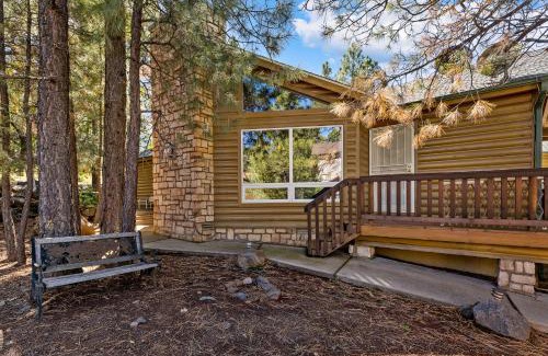 Munds Park Villa | Fishlake Cabin Serene Forest Escape Sleeps 10 Near Flagstaff Sedona Grand Canyon